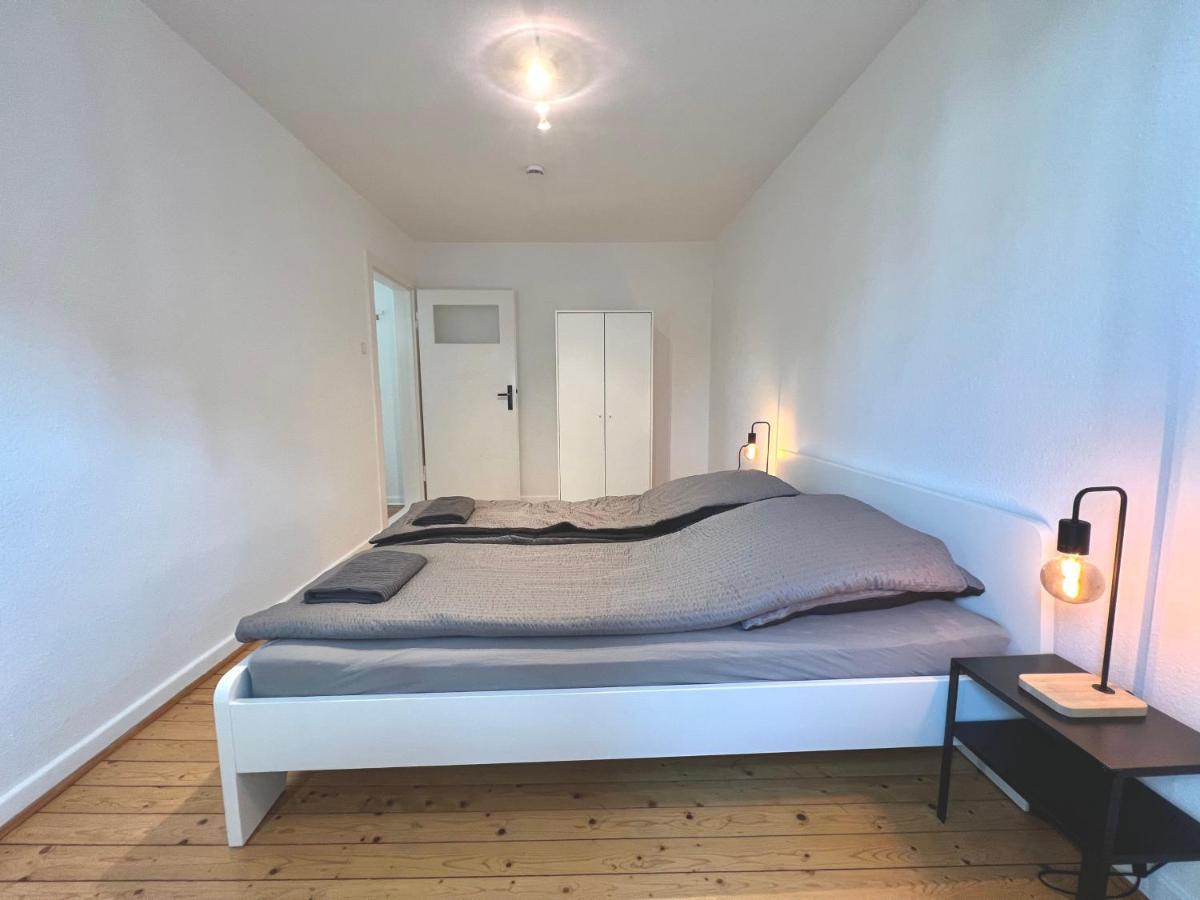 Doppelbett Unterkunft Vahrenwald-List Hannover Exterior foto
