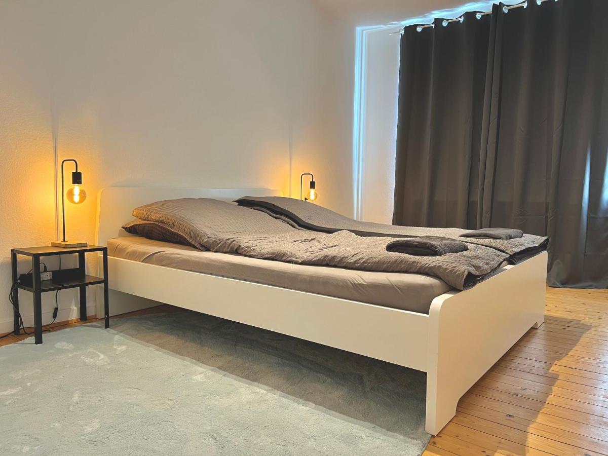 Doppelbett Unterkunft Vahrenwald-List Hannover Exterior foto
