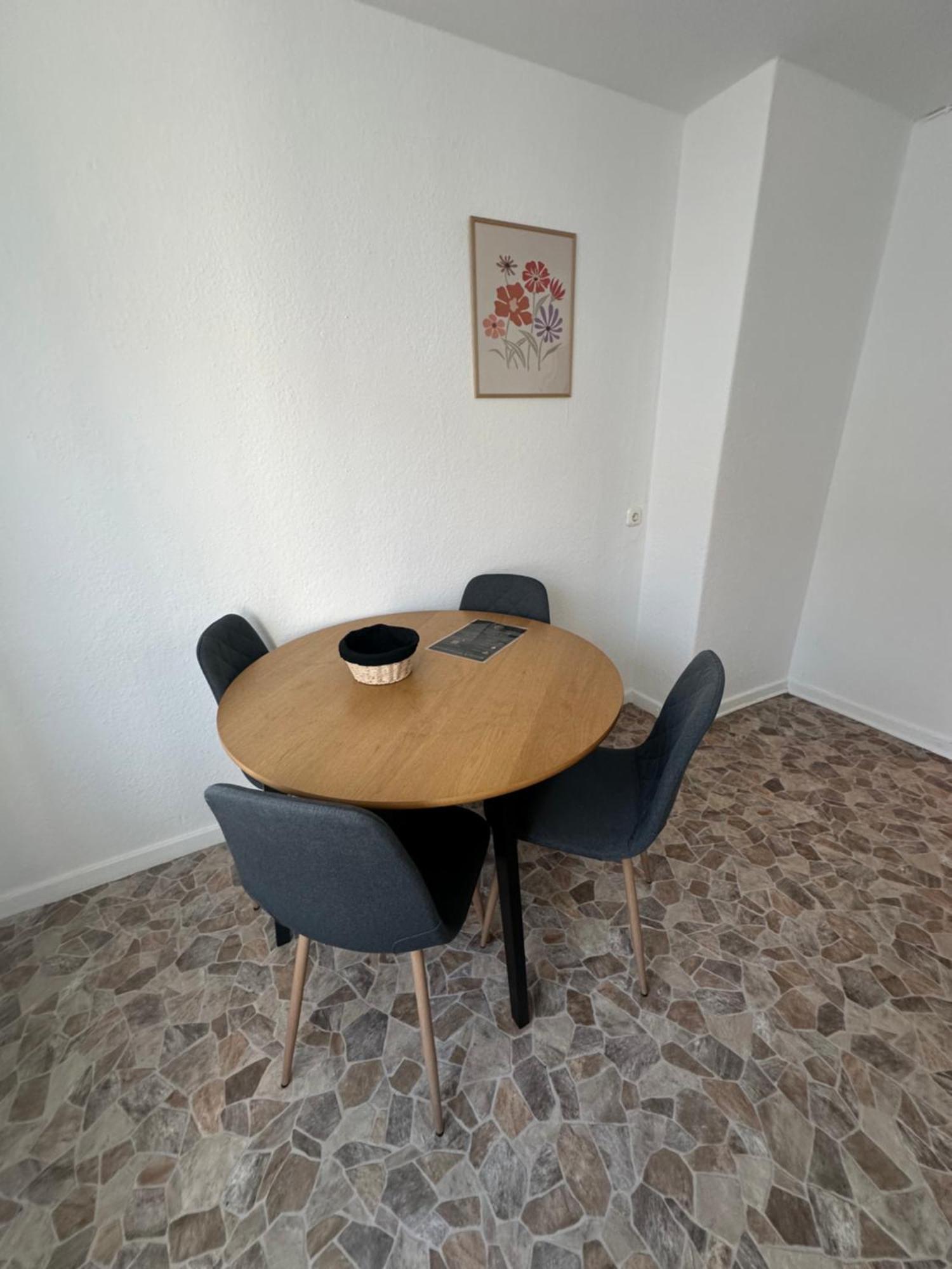 Doppelbett Unterkunft Vahrenwald-List Hannover Exterior foto