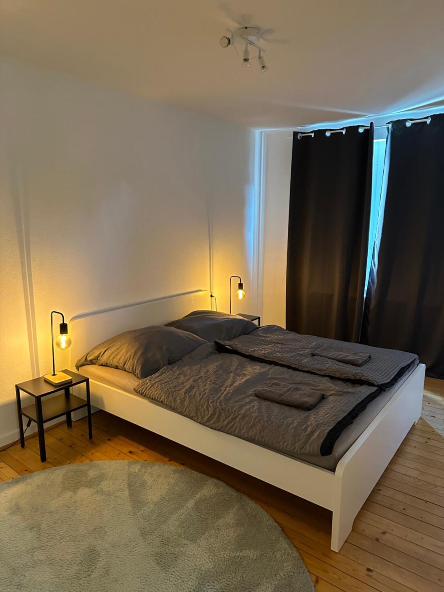 Doppelbett Unterkunft Vahrenwald-List Hannover Exterior foto